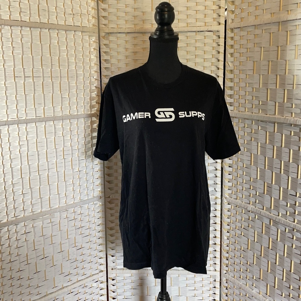 🔥Gamer supps shirt xl🔥